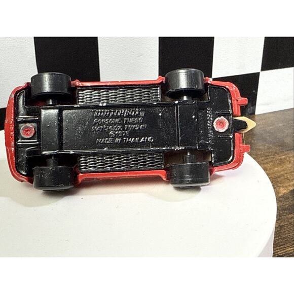 Matchbox 1978 Porsche 911 Turbo Red - Doors Open - Picture 9 of 9